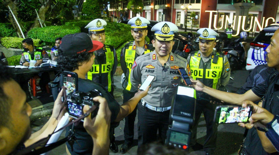 Malam Ramadan, Satlantas Polrestabes Surabaya Gelar Razia Knalpot Brong