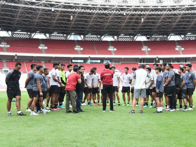 Presiden Jokowi Temui Pemain Timnas U-20 Di Stadion Utama GBK