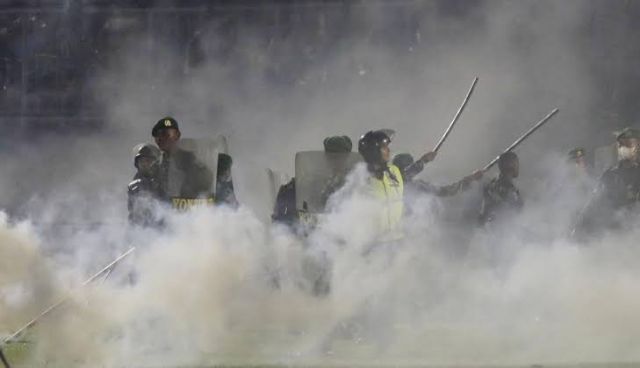 Tragedi Stadion Kanjuruhan, Sebut Alasan Penggunaan Gas Air Mata