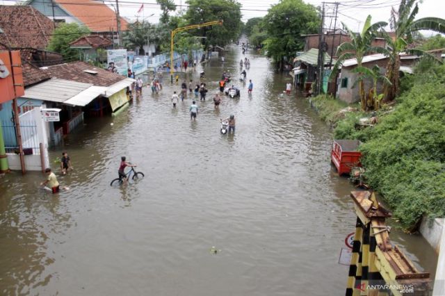 BMKG Terbitkan Peringatan Dini Banjir Rob, Pemkot Surabaya Respon Sejumlah Langkah Antisipasi