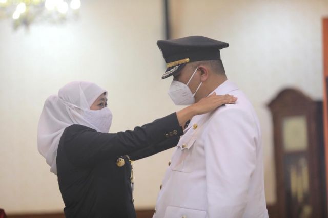 Whisnu Sakti Buana Resmi Gantikan Risma Jadi Wali Kota Surabaya