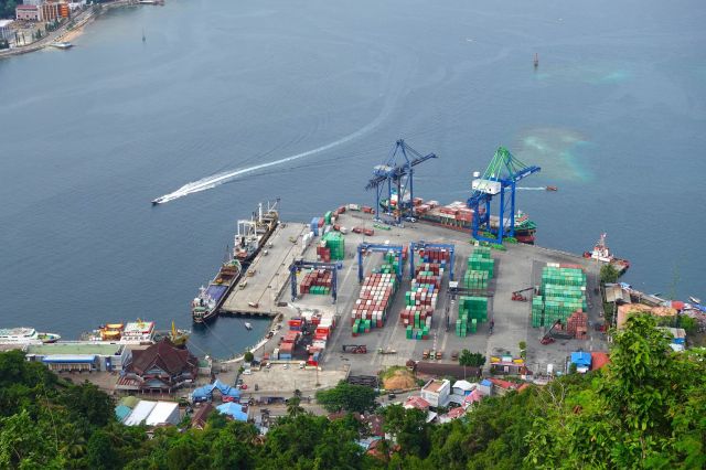 Biaya Bongkar Muat di Pelabuhan Disebut Semakin Murah, Ini Faktanya