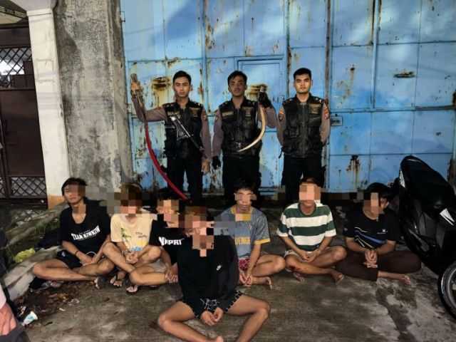 Polrestabes Surabaya Tangkap 7 Remaja Gangster yang Resahkan Warga