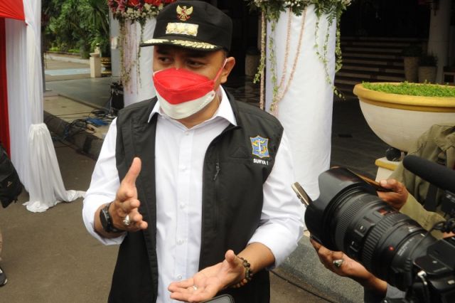 Dengan Syarat Ini, Wali Kota Surabaya Eri Cahyadi Siap Bantu Bebaskan Daerah Aglomerasi dari Covid-19