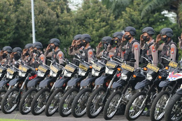 1.220 Personel Polisi Siaga dalam Operasi Ketupat Semeru 2022