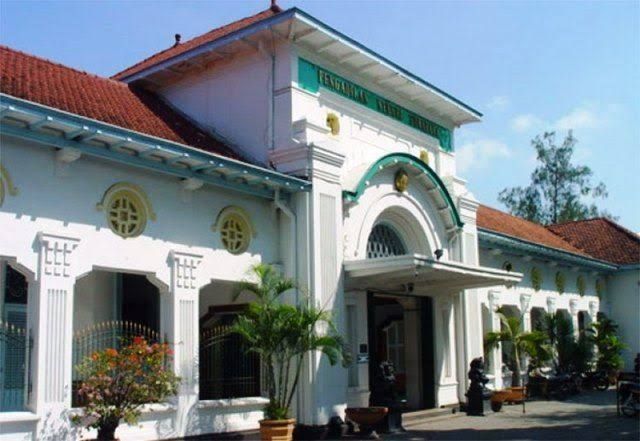 Hakim PN Surabaya Terjaring OTT KPK, Rekam Jejaknya pernah Bebaskan Koruptor
